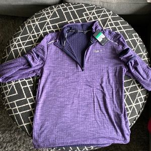 Nike Mens Running Therma-Fit Long Sleeve Quarter Zip Pull Over.